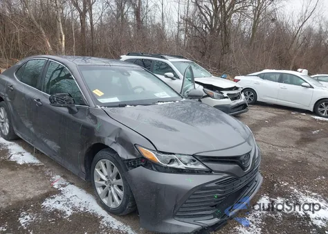 2020 Toyota Camry Le from USA, damaged, VIN 4T1C11AK4LU361501